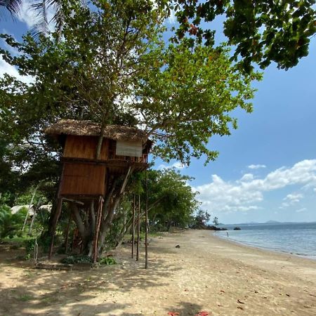 Kohjum Freedom Resort Koh Jum Exterior photo