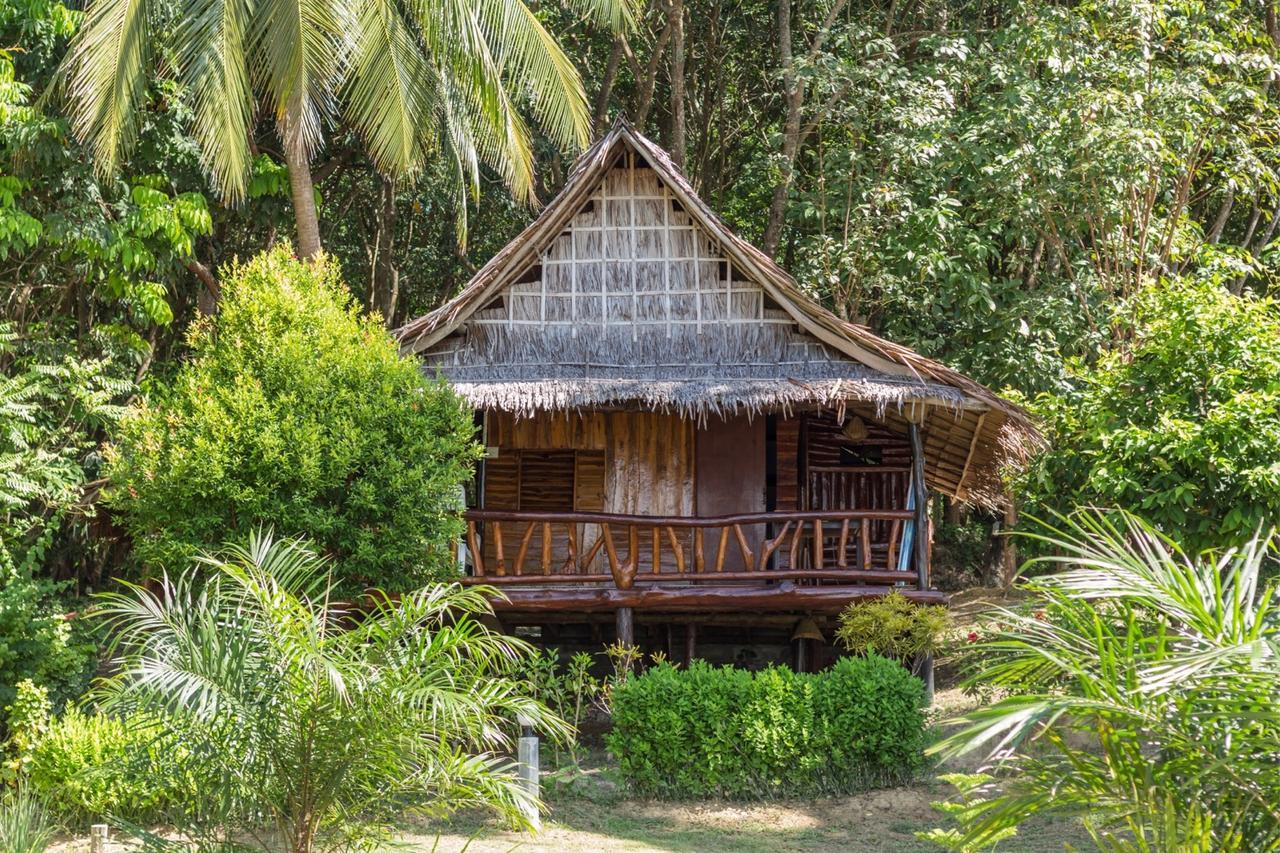 Kohjum Freedom Resort Koh Jum Exterior photo